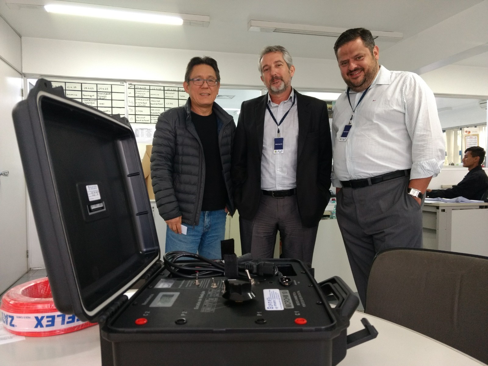 Equipamento doado ao IPEM agilizará o processo de fiscalização de fios e cabos