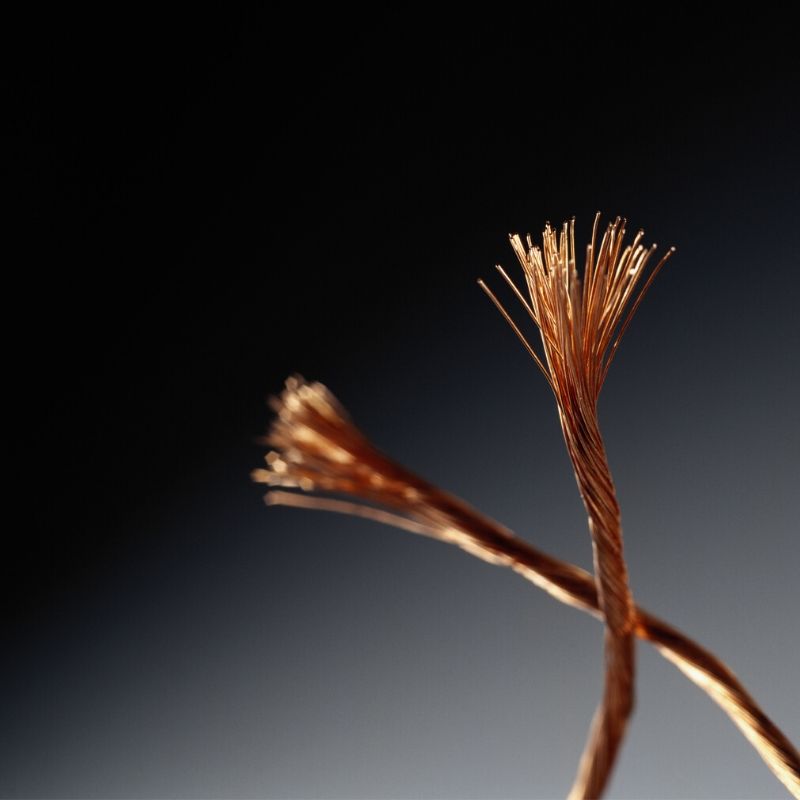  Você sabe por que é importante evitar emendas de fios e cabos elétricos?
